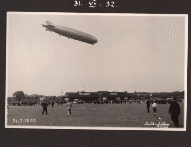 Graff Zeppelin lądujący na Zaspie.